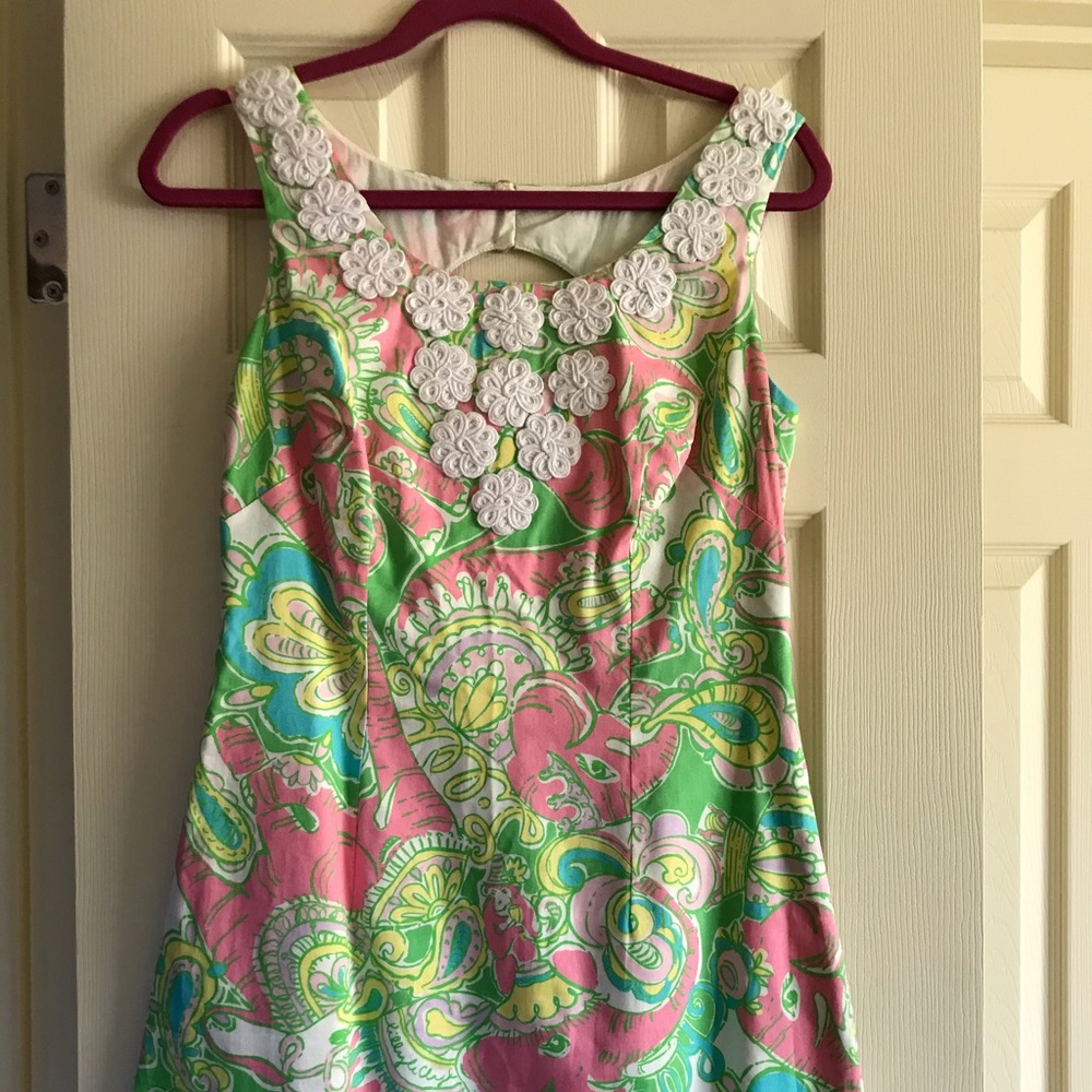 Lilly Pulitzer shift dress with back cut out